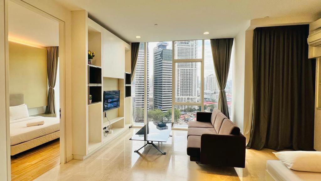 Faced Suites Platinum Klcc Kuala Lumpur Exterior photo